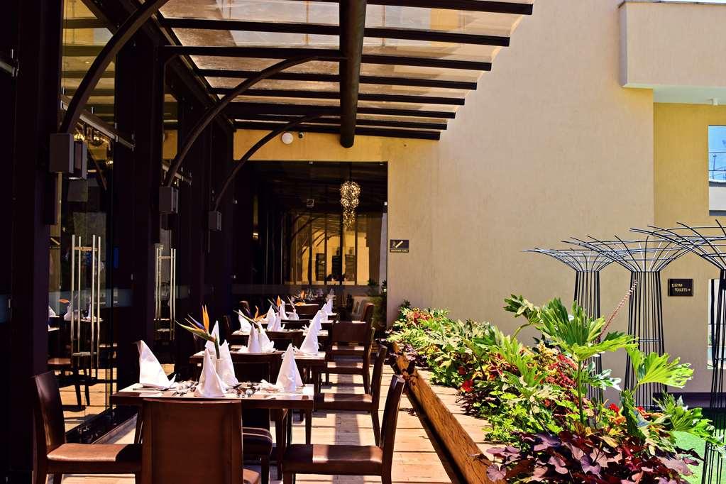 Hotel Doubletree By Hilton Nairobi Restaurace fotografie